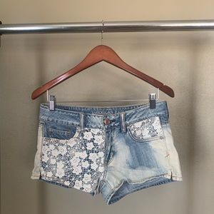 American Eagle Floral Shorts